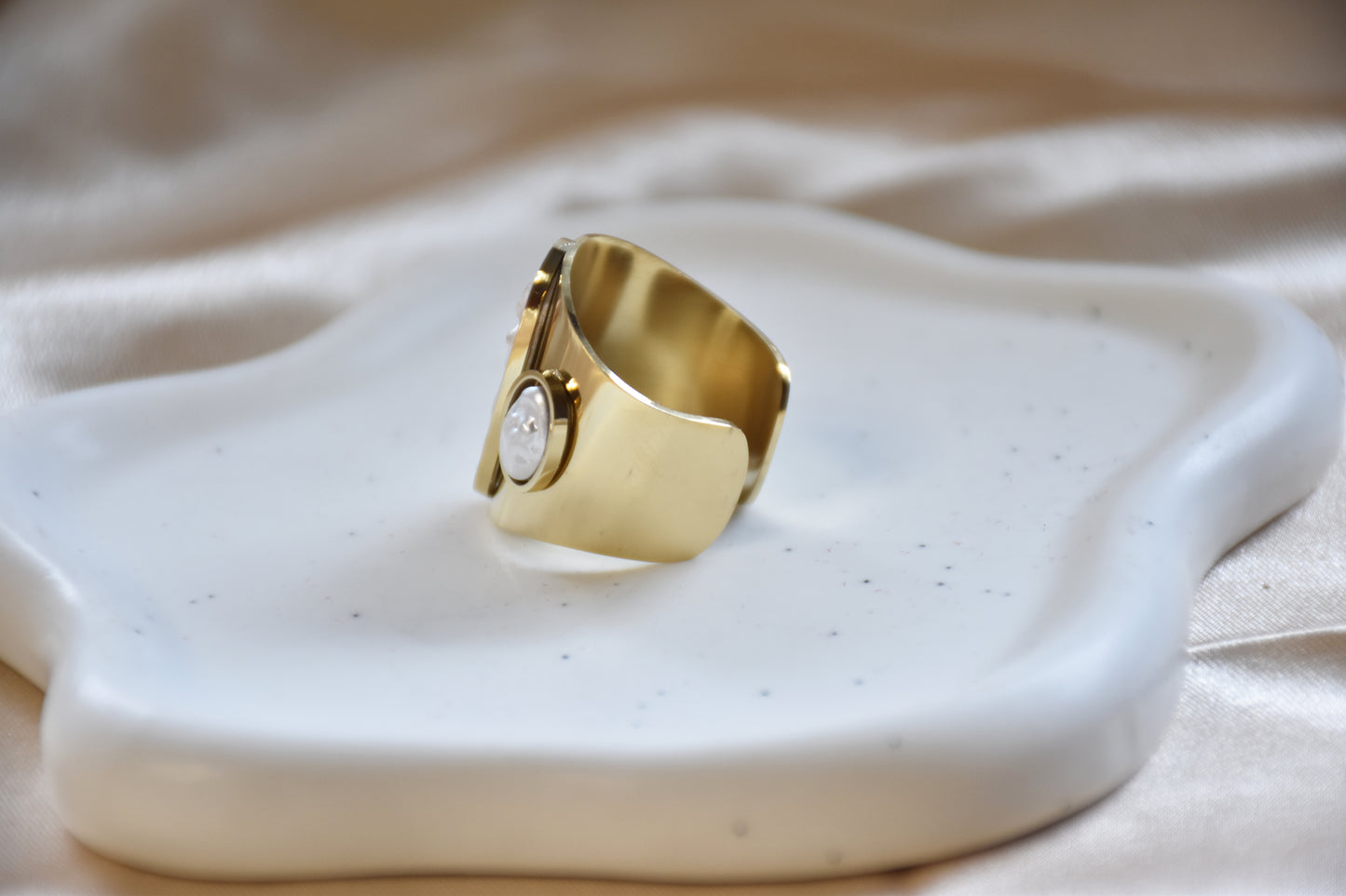 ALORA RING