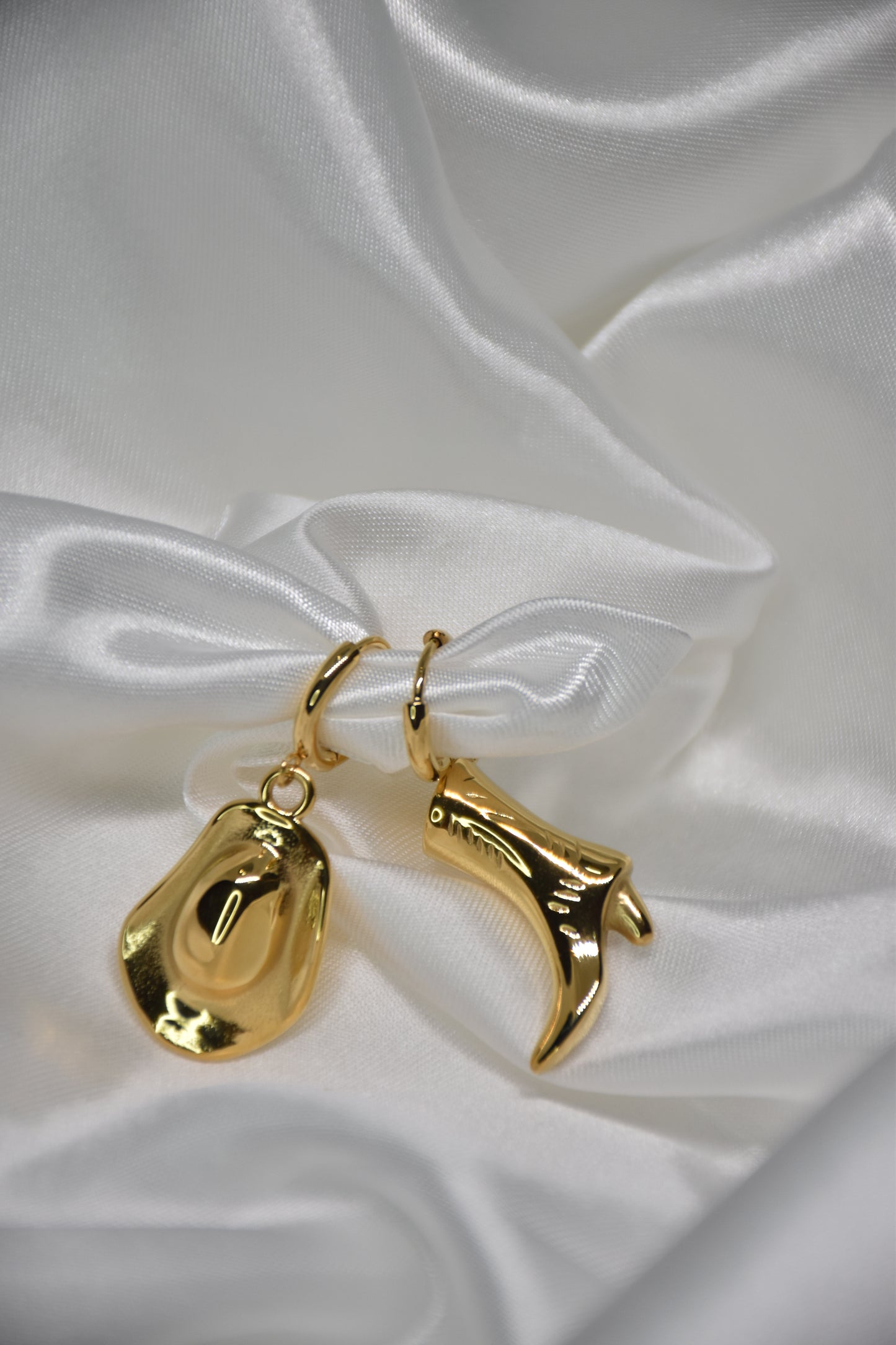 RODEO EARRINGS