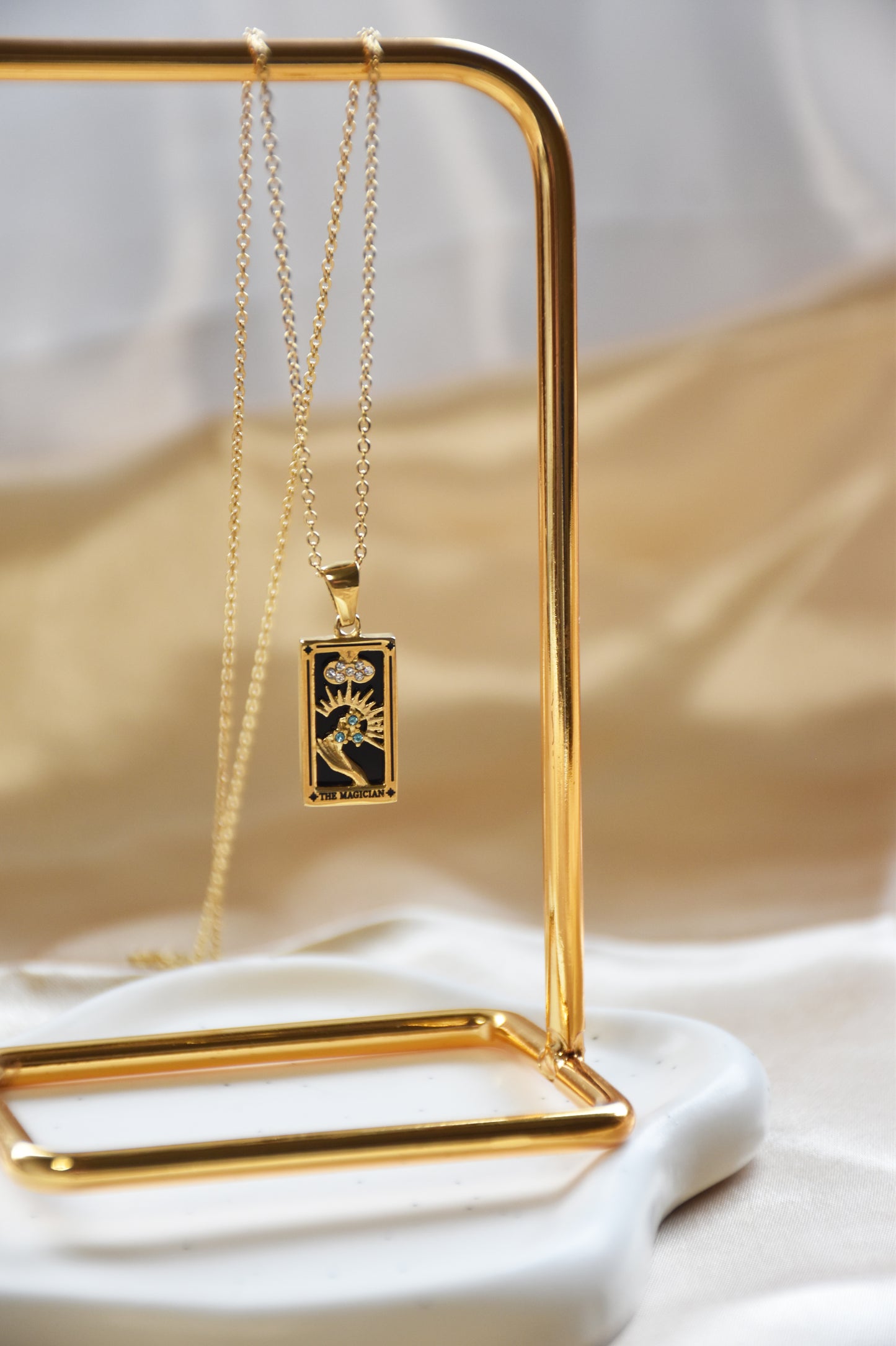 TAROT NECKLACE